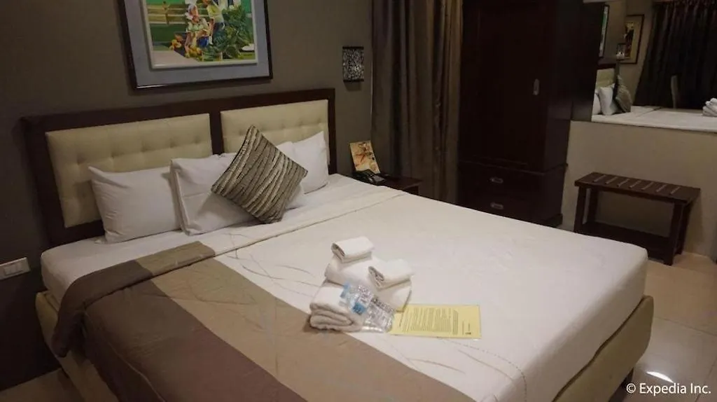 Devera Hotel Ángeles 3*,