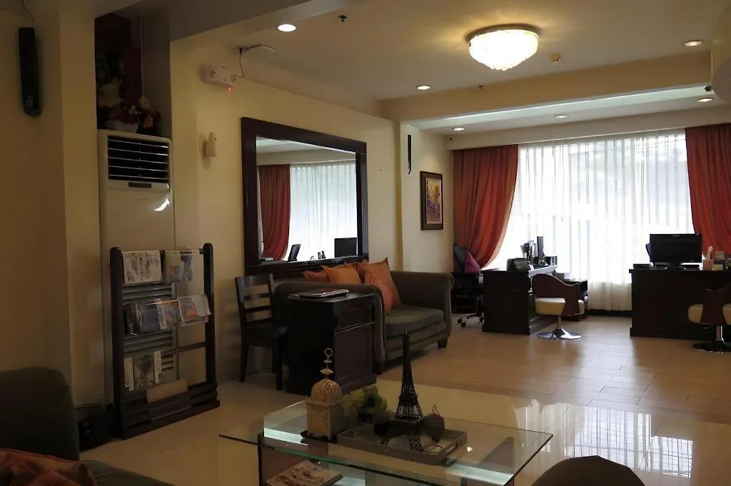 Devera Hotel Angeles 3*,